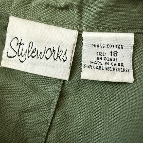 SOLD______Vintage 100% Cotton Button Front Long Sleeve Maxi Shirt Dress Size 18 - Picture 2 of 12